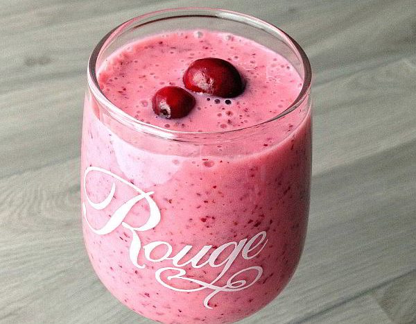Simple Thoughts cranberry smoothie
