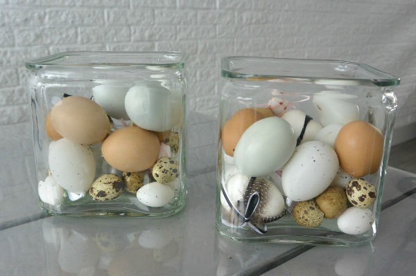 simple thoughts paasdecoratie huis eieren waxinelichtje