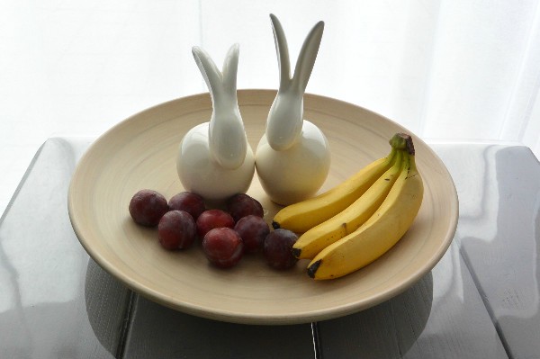 simple thoughts paasdecoratie huis konijnen fruitschaal