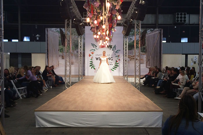 simple-thoughts-love-and-marriage-beurs-catwalk